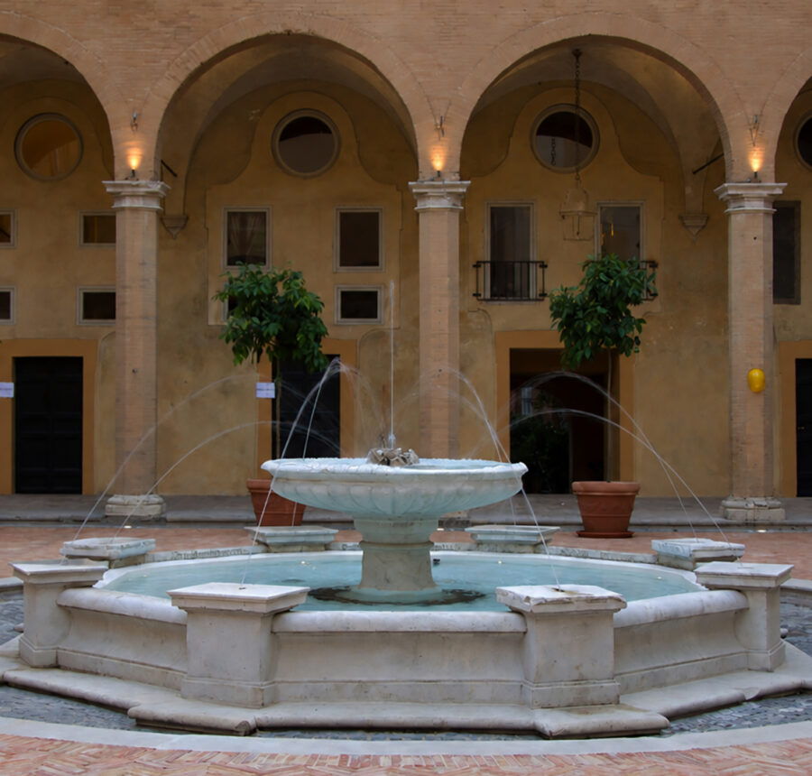 Chiostro Vicolo Valdina | Camera dei Deputati